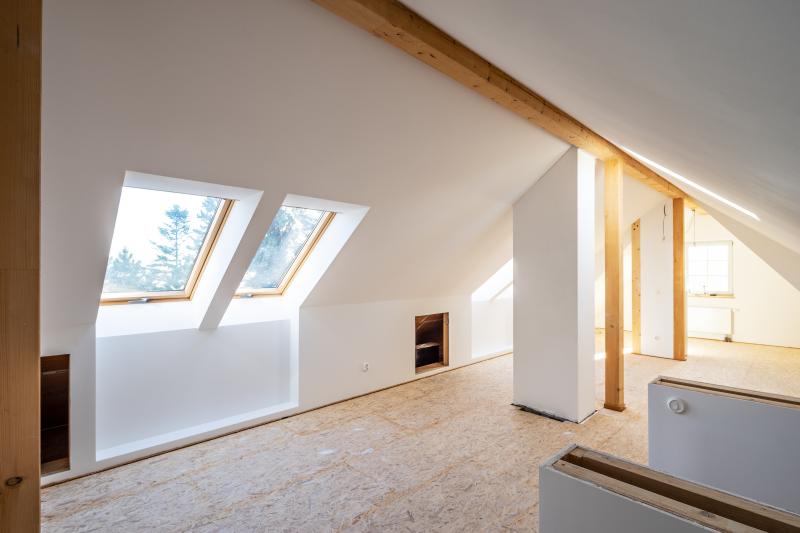 découvrez nos conseils et astuces pour un aménagement de combles réussi. optimisez l’espace sous les toits pour créer une pièce confortable, lumineuse et fonctionnelle, tout en valorisant votre maison.