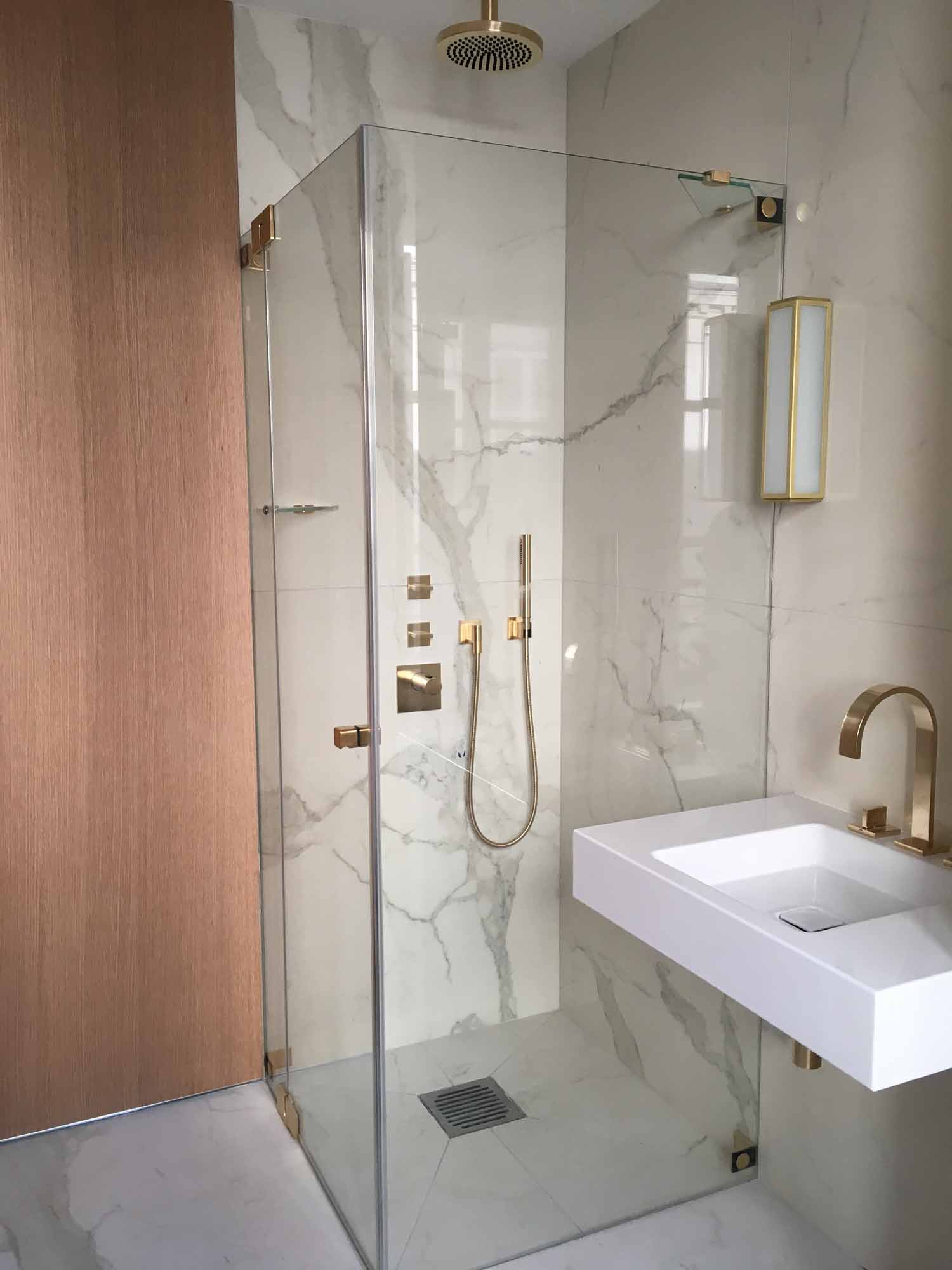 protégez vos travaux avec une assurance rénovation salle de bain à paris 17. comparez les offres pour sécuriser votre projet et bénéficiez de garanties adaptées à vos besoins.