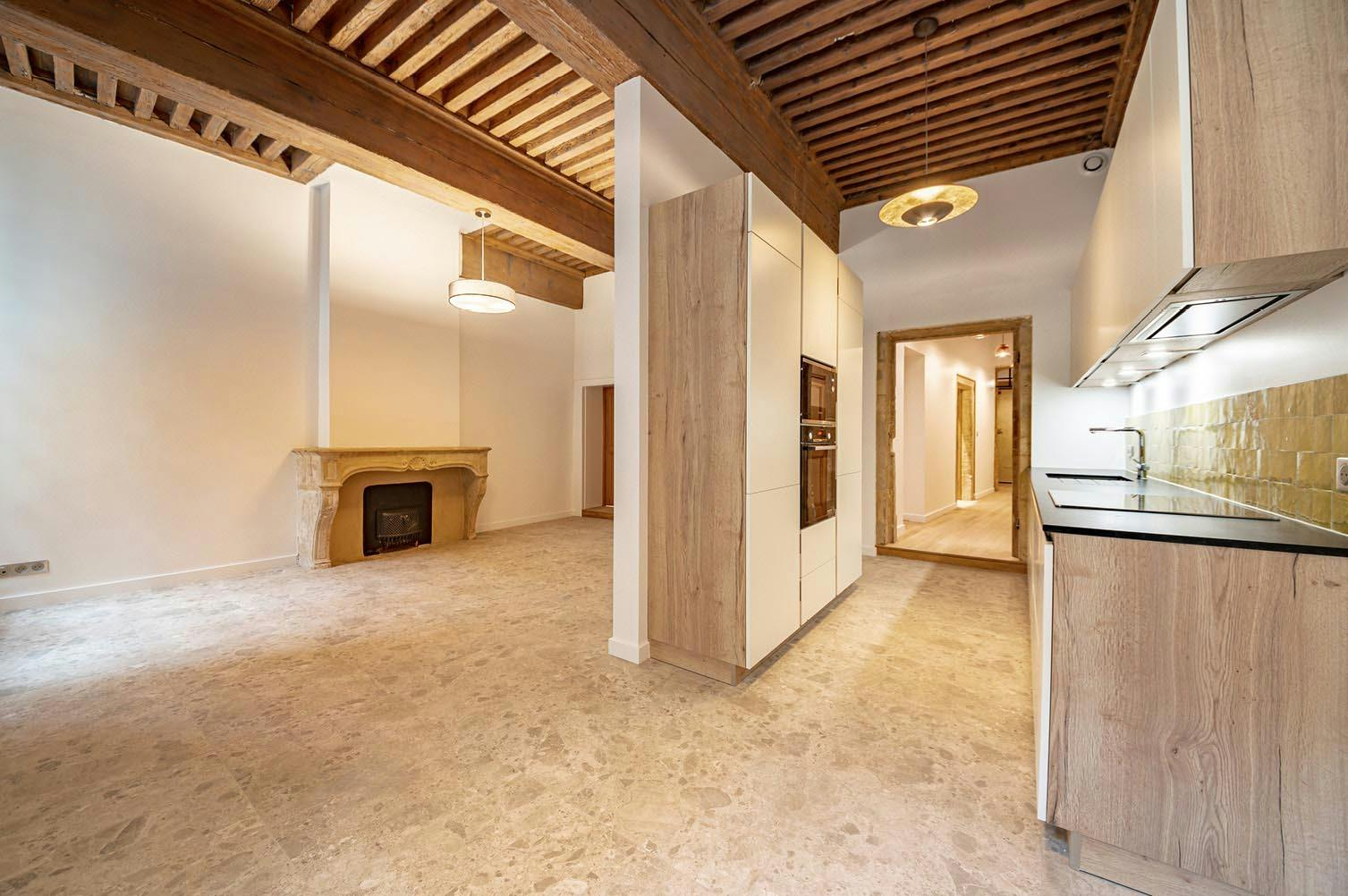 découvrez les avantages de faire appel à une entreprise locale de rénovation à levallois-perret : proximité, réactivité, expertise personnalisée et accompagnement sur mesure pour tous vos projets de rénovation.