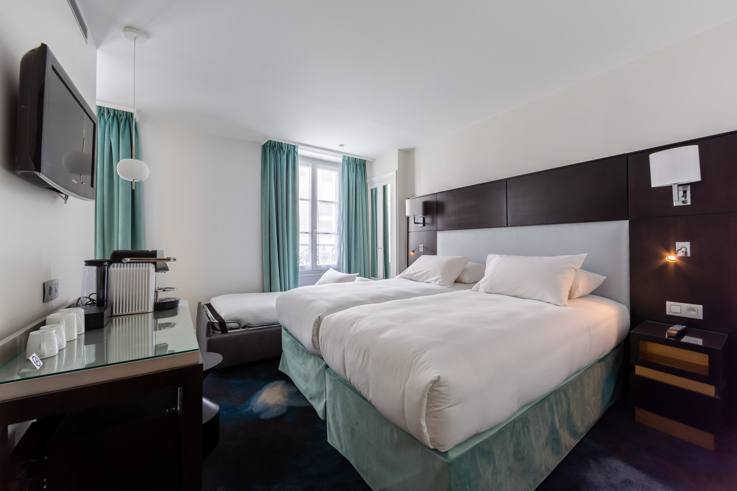 découvrez les meilleures idées de couleurs pour une chambre à paris 75015. inspirez-vous des tendances déco pour transformer votre espace en un lieu moderne et élégant, adapté à l’ambiance parisienne du 15e arrondissement.