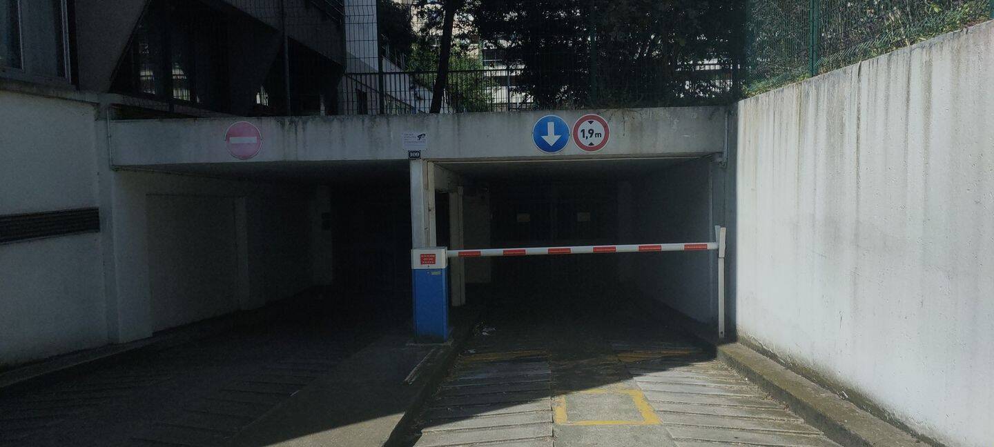 découvrez les prix moyens pour la location ou l’achat d’un garage dans le 10e arrondissement de paris. conseils, estimations et astuces pour trouver un garage adapté à vos besoins et à votre budget à paris 10.