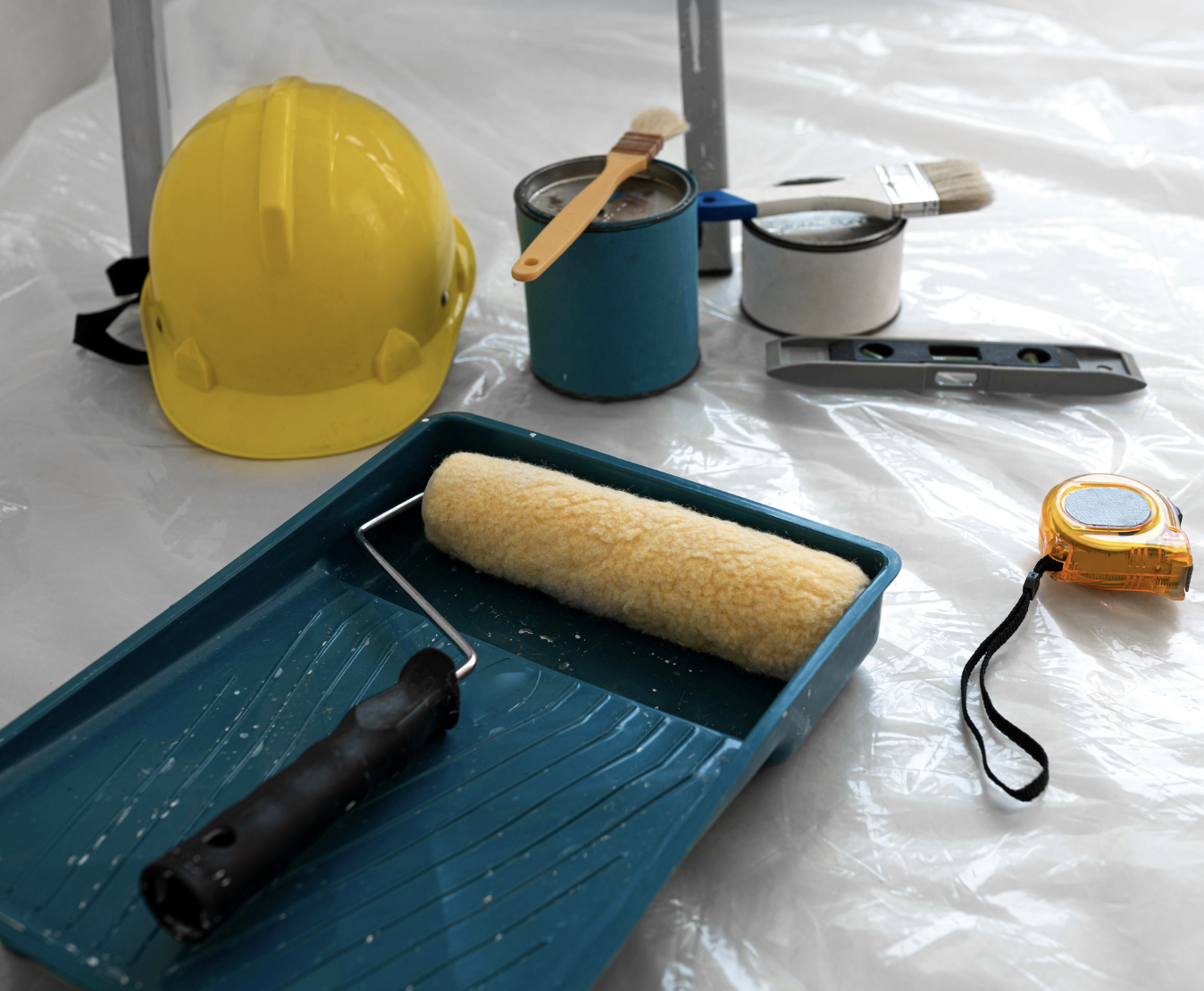 découvrez tout ce qu'il faut savoir sur le coût de la peinture au m² : tarifs moyens, facteurs d'influence et conseils pour estimer votre budget de travaux facilement.