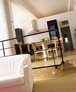 découvrez le coût estimatif pour la rénovation complète d'un studio de 30 m2 : prix au mètre carré, travaux essentiels, conseils et astuces pour optimiser votre budget rénovation.