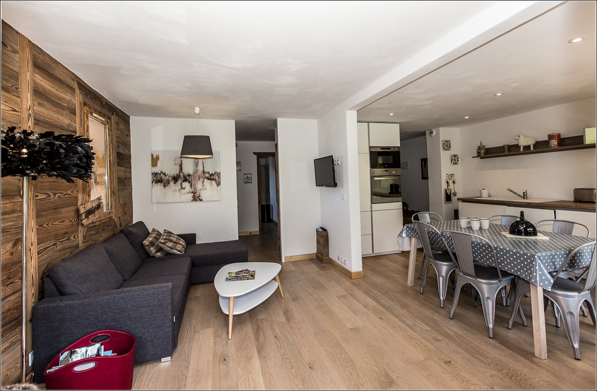 découvrez tout ce qu’il faut savoir sur le coût de la rénovation d’un studio : prix moyens, facteurs qui influent sur le budget et conseils pour bien estimer vos travaux.