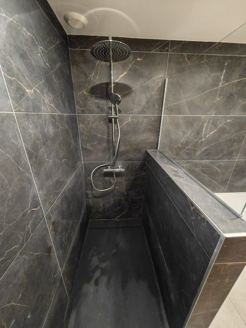 besoin d'un débouchage de douche à nancy ? nos experts interviennent rapidement pour éliminer les bouchons et garantir un écoulement parfait. service fiable, devis gratuit !