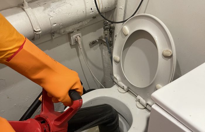 service rapide de débouchage wc à boigneville. intervention efficace pour toilettes bouchées, 7j/7. tarifs transparents, professionnels expérimentés, satisfaction garantie !