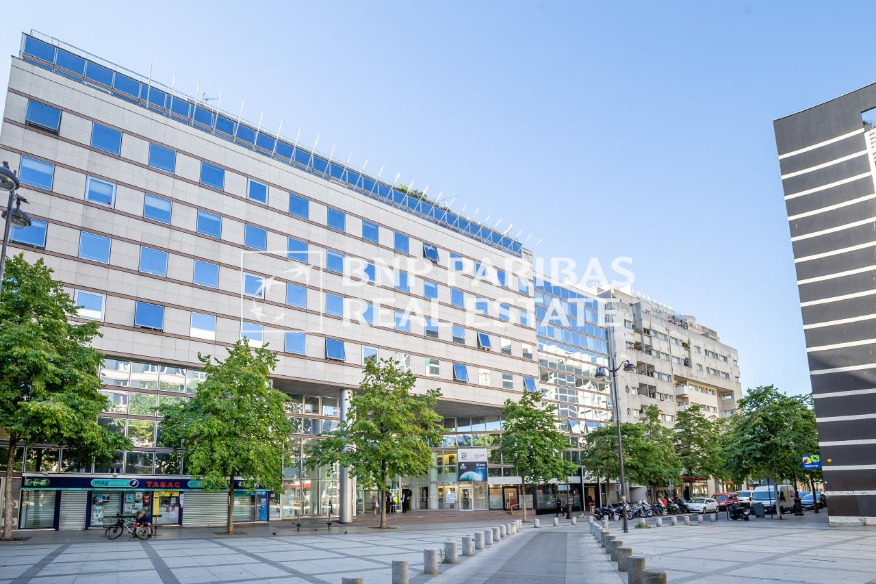 obtenez rapidement un devis personnalisé pour la rénovation de vos bureaux à paris 12. solutions adaptées à vos besoins, travaux de qualité et accompagnement sur-mesure.