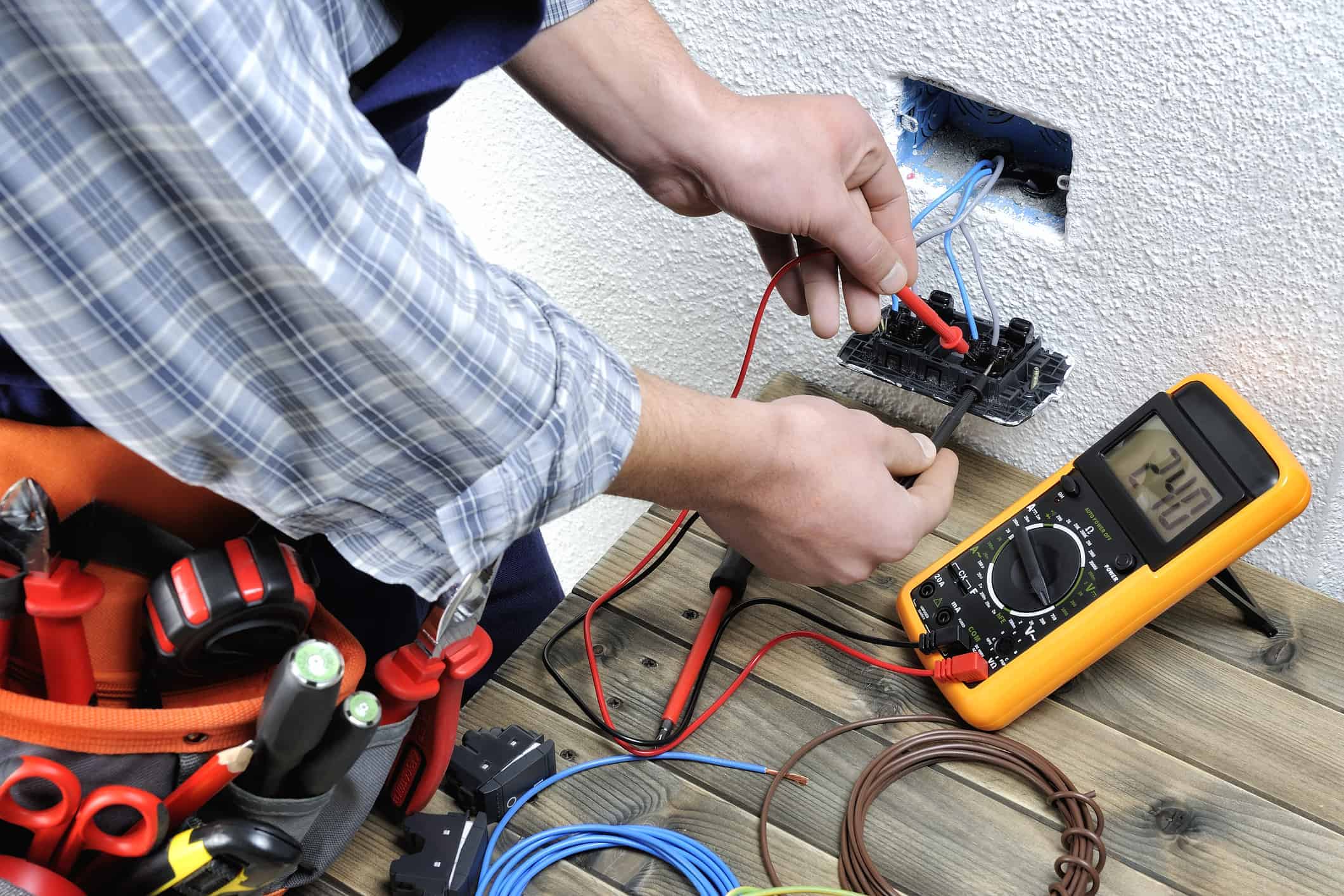 obtenez un diagnostic électrique complet à chaville : vérification de votre installation, sécurité et conformité aux normes. prenez rendez-vous avec un expert local dès aujourd'hui !
