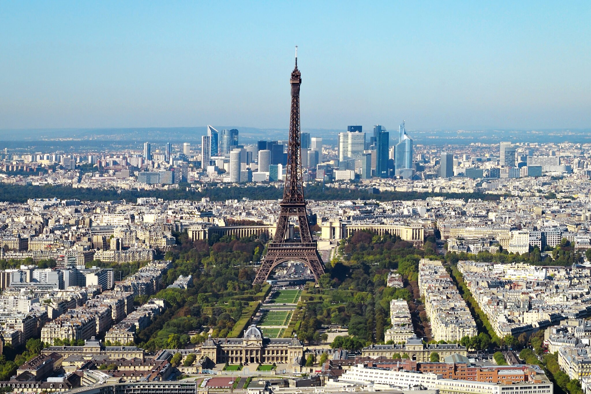 découvrez le classement des meilleures entreprises de rénovation à paris en 2025. comparez les professionnels, avis clients, services proposés et trouvez l'expert idéal pour réussir vos travaux de rénovation.