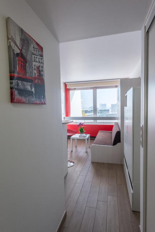 transformez votre studio à puteaux grâce à nos services de modernisation : rénovation sur-mesure, optimisation de l’espace et design contemporain pour un intérieur à votre image.