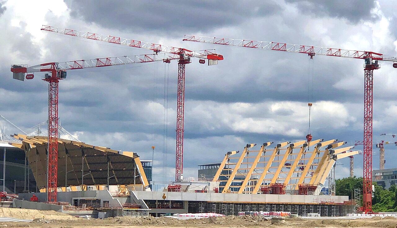 découvrez comment paris se réinvente après les jeux olympiques : dynamisation de l'espace public, relance des chantiers urbains et nouveaux projets pour une capitale toujours plus vivante et attractive.