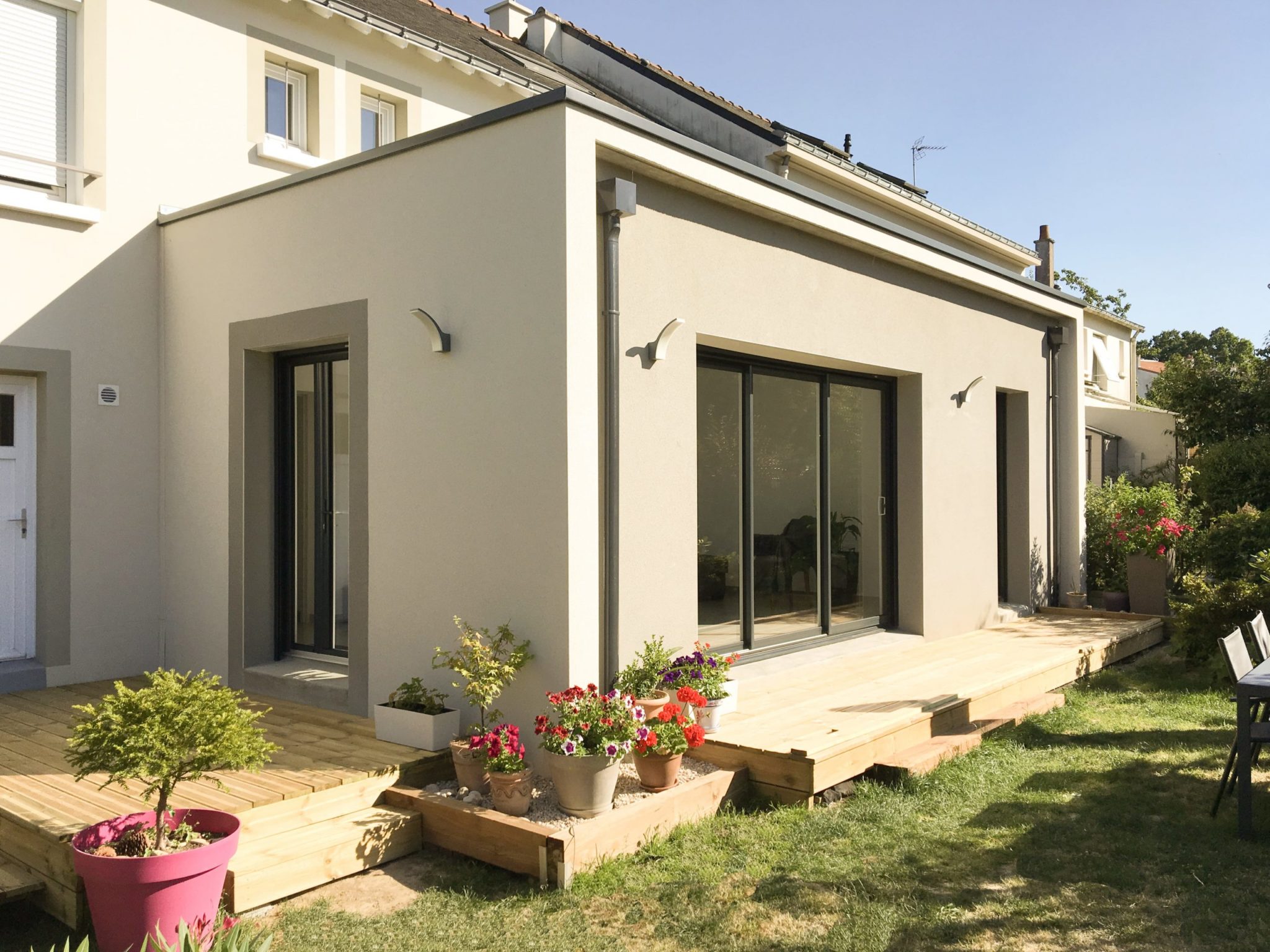 découvrez le prix au m2 pour l'aménagement de votre intérieur ou extérieur. nos experts vous informent sur les tarifs moyens, les facteurs qui influencent les coûts et les astuces pour optimiser votre budget d'aménagement.