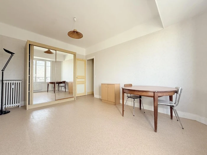 confiez la rénovation de votre appartement à malakoff à des experts pour un espace modernisé, confortable et à votre image. devis gratuit et conseils personnalisés.