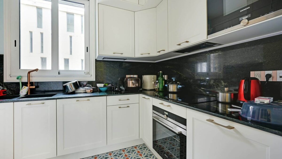 confiez la rénovation de votre appartement à paris 10 à des experts qualifiés. profitez d’un accompagnement personnalisé pour transformer votre espace selon vos envies et votre budget.