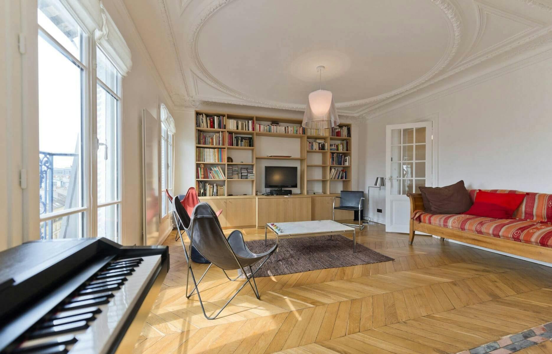 confiez la rénovation de votre appartement à paris à des experts qualifiés. modernisez, optimisez et valorisez votre bien avec des prestations sur mesure adaptées à vos besoins et votre budget.
