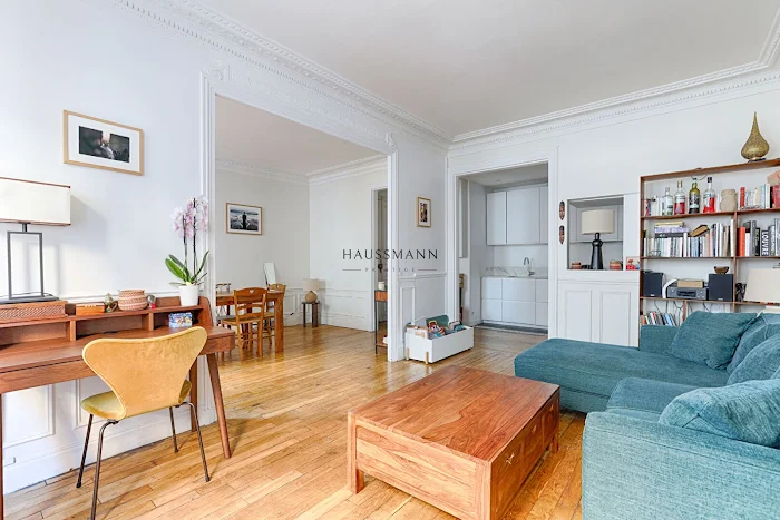 confiez la rénovation de votre appartement à paris 12 à des experts pour moderniser, optimiser et valoriser votre espace. devis gratuit et accompagnement personnalisé.