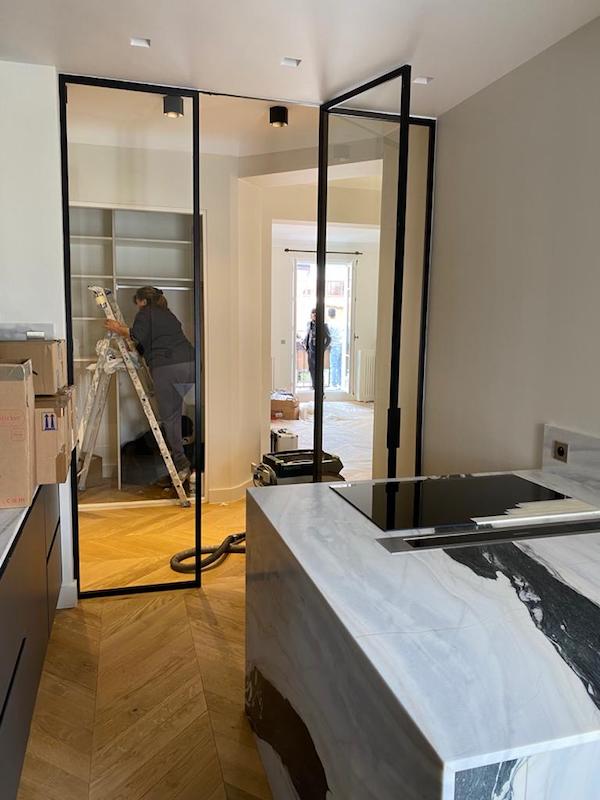 confiez la rénovation de votre appartement à paris à des experts qualifiés. modernisez votre intérieur, optimisez l'espace et augmentez la valeur de votre bien avec des prestations sur mesure.