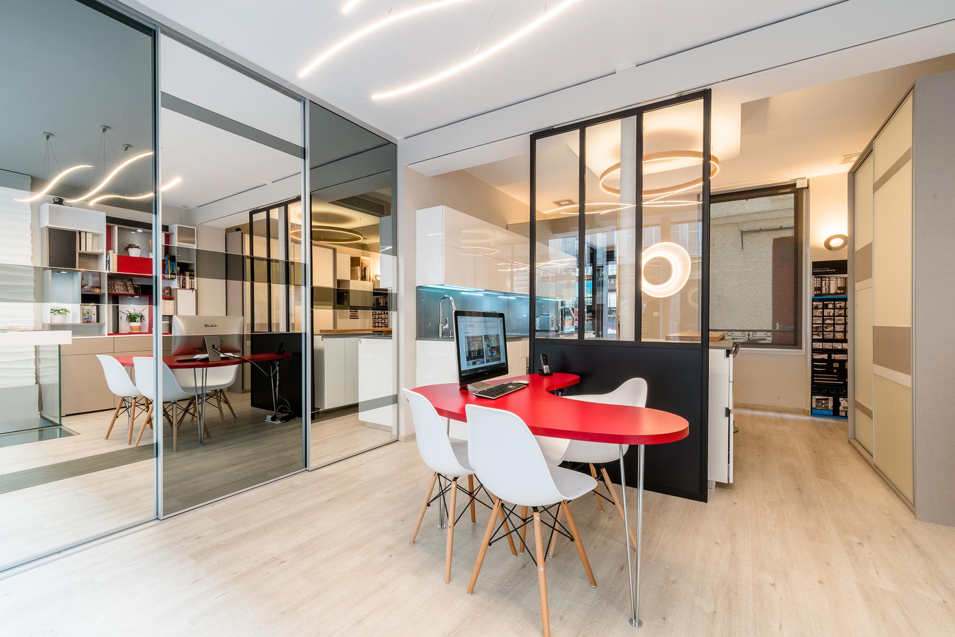 confiez la rénovation de votre appartement à paris à des experts. solutions sur-mesure, conseils personnalisés et réalisations de qualité pour valoriser votre bien immobilier.
