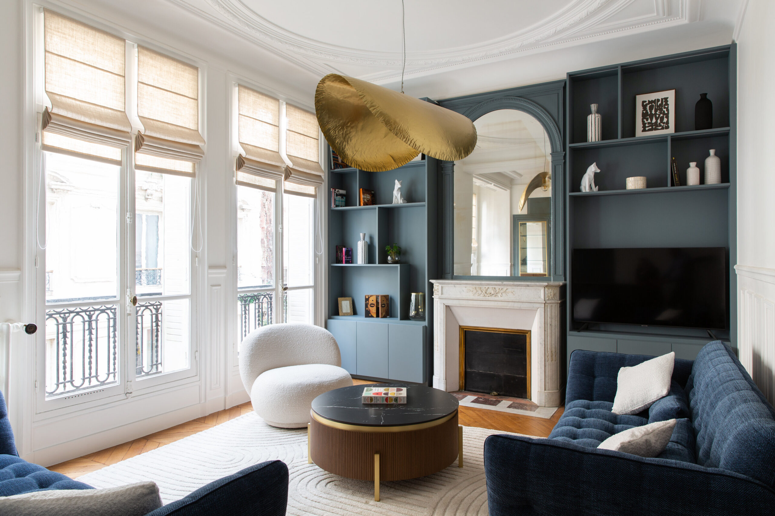 confiez la rénovation de votre appartement parisien à des experts. modernisation, optimisation de l’espace et valorisation de votre bien au cœur de paris. devis gratuit et accompagnement sur-mesure.