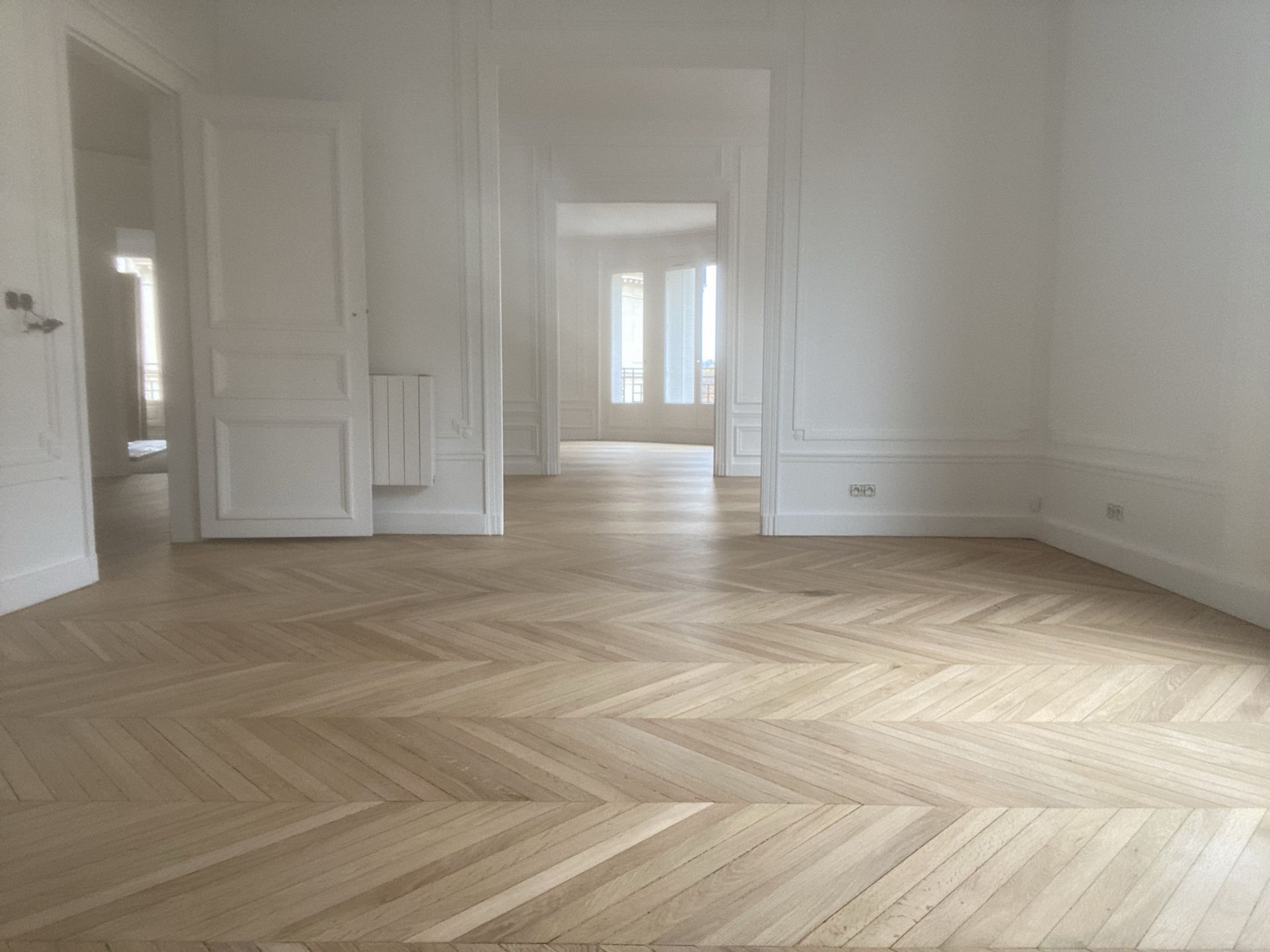 confiez la rénovation de votre appartement à puteaux à des professionnels qualifiés. travaux sur mesure, modernisation, conseils personnalisés et finitions de qualité. demandez votre devis gratuit !