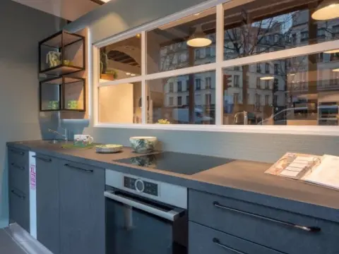 confiez la rénovation de votre cuisine à châtillon à des professionnels qualifiés. solutions sur-mesure, conseils personnalisés et optimisation de votre espace pour une cuisine moderne et fonctionnelle.