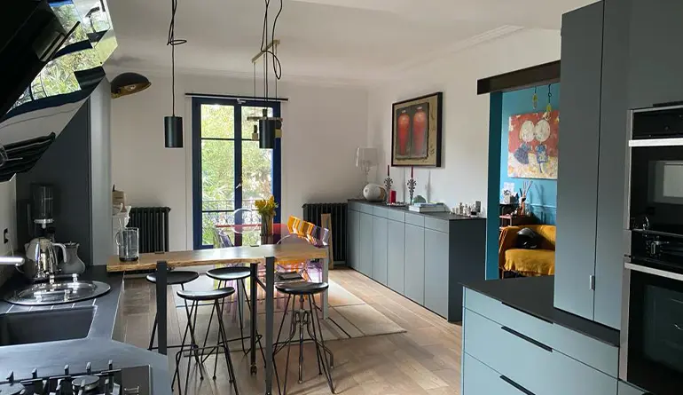 confiez la rénovation de votre cuisine à paris à des experts. profitez de conseils personnalisés, d’un devis gratuit et d’un accompagnement sur-mesure pour moderniser votre espace culinaire.