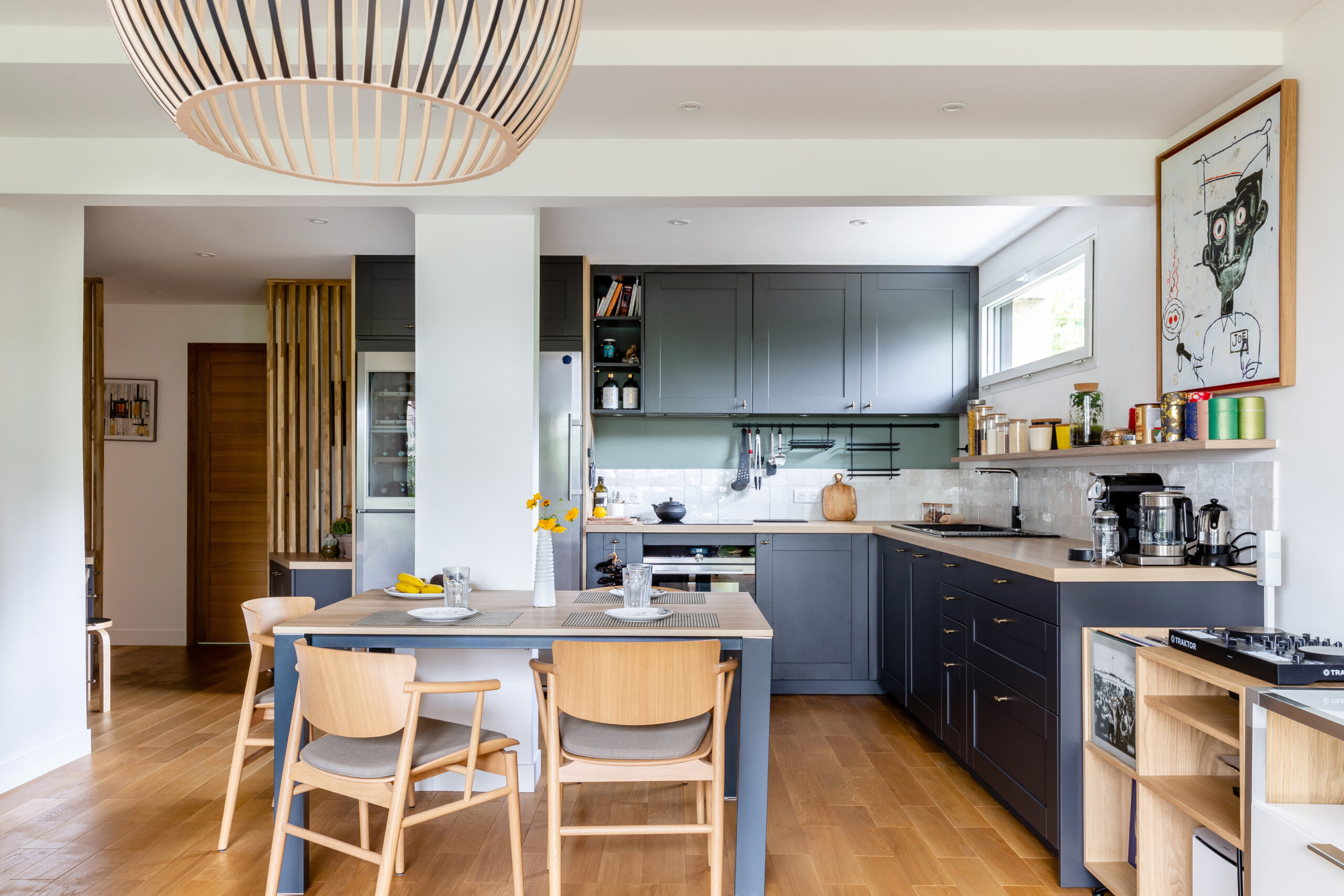 confiez la rénovation de votre cuisine à saint-cloud à des experts ! conseils personnalisés, matériaux de qualité et accompagnement sur-mesure pour une cuisine moderne et fonctionnelle.