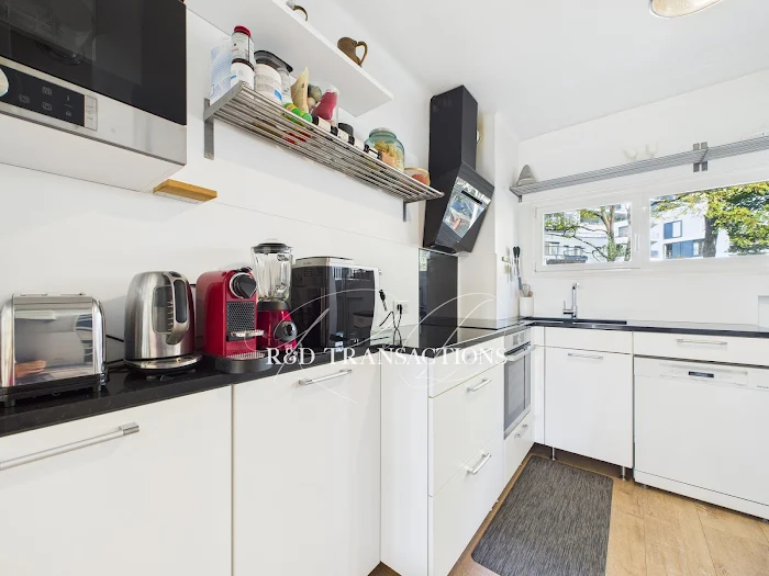 confiez la rénovation de votre cuisine à saint-cloud à des experts ! profitez d’un accompagnement sur-mesure, de matériaux de qualité et d’idées innovantes pour transformer votre espace culinaire selon vos envies.