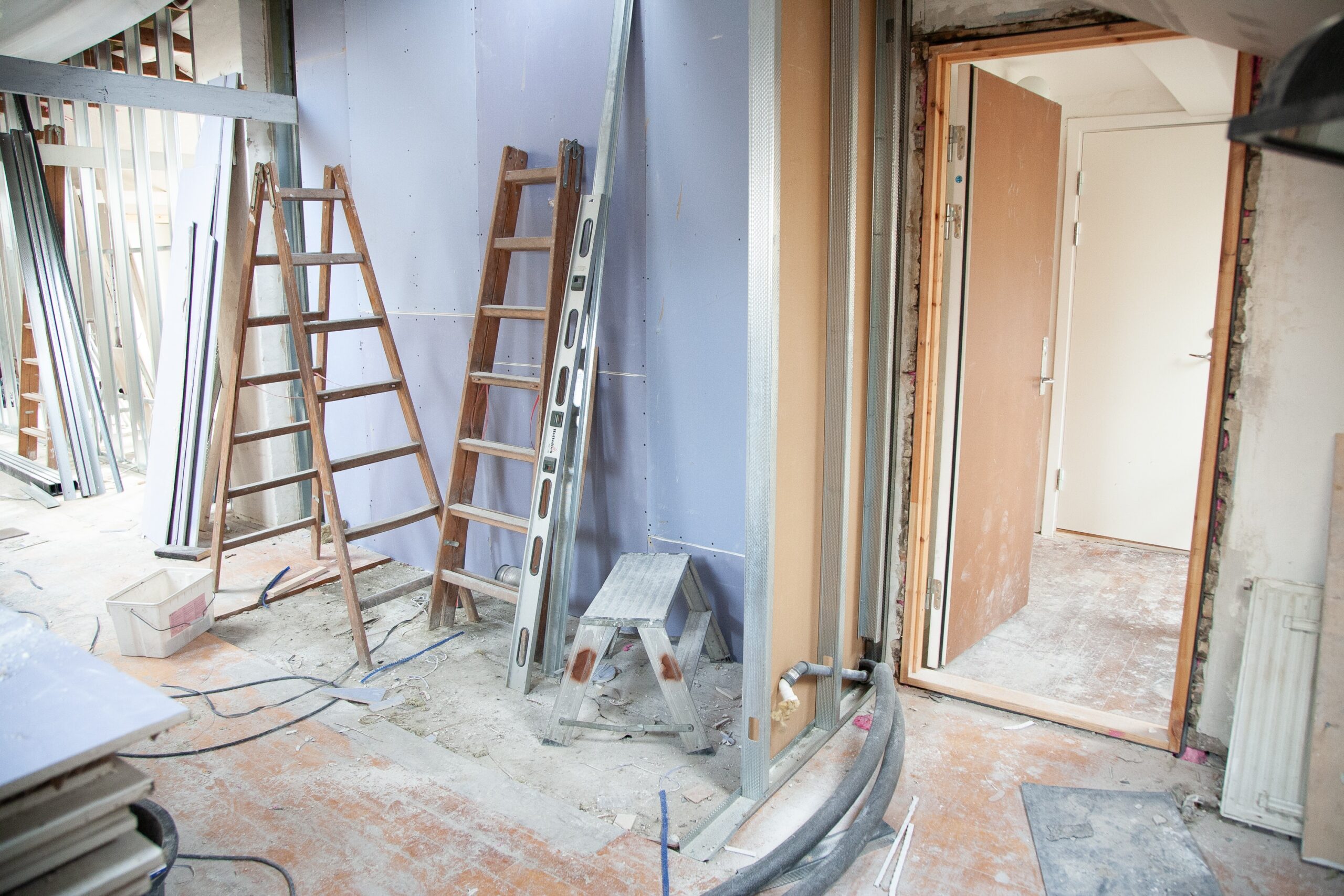 découvrez nos solutions de rénovation électrique pour moderniser, sécuriser et optimiser l’installation électrique de votre logement ou local professionnel. intervention rapide et devis gratuit.