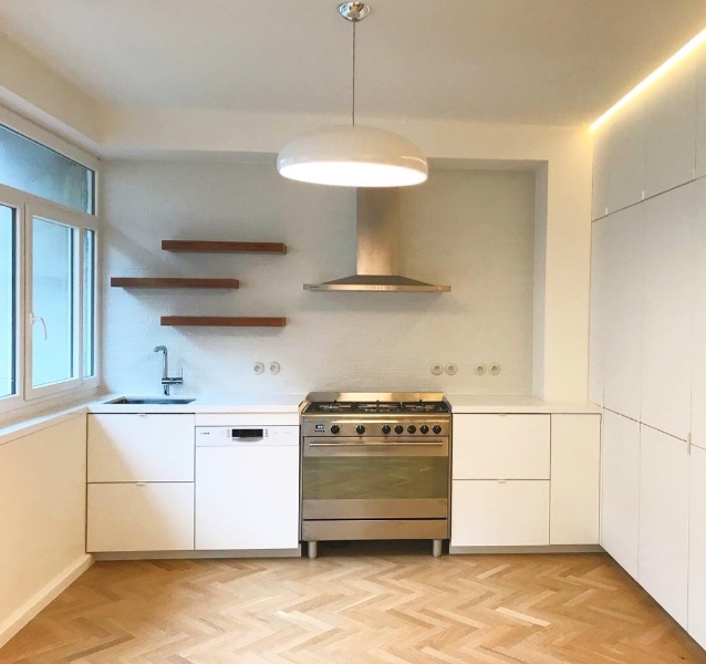 offrez une nouvelle vie à votre intérieur avec notre service de rénovation chic à paris. design élégant, matériaux de qualité et savoir-faire sur mesure pour un espace raffiné et tendance.