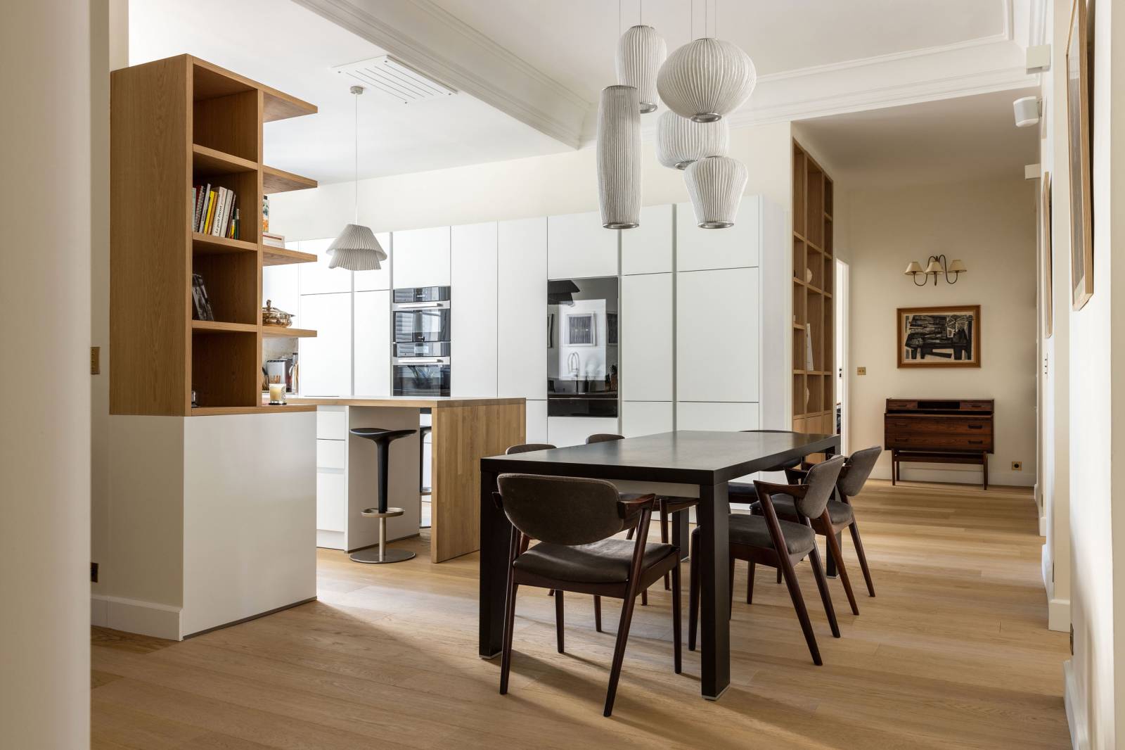 découvrez l’art de la rénovation intérieure chic à paris : transformation élégante de vos espaces, matériaux haut de gamme et design personnalisé pour un intérieur parisien raffiné.