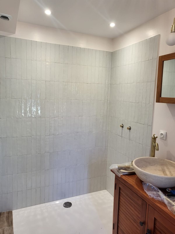 découvrez nos services experts de rénovation de salle de bains à paris : conception sur mesure, matériaux de qualité et accompagnement personnalisé pour transformer votre espace selon vos envies.