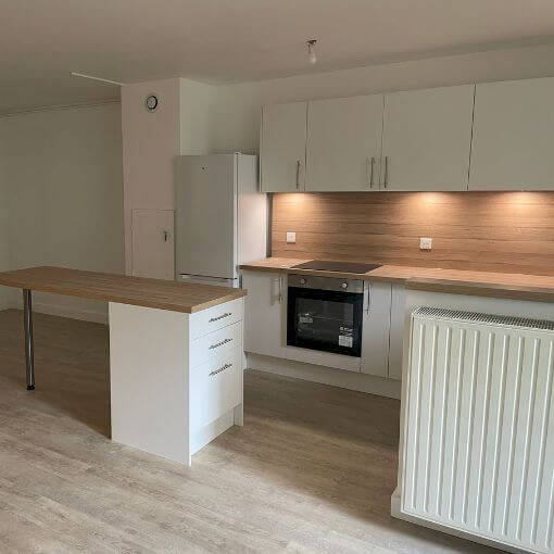 confiez votre projet de rénovation sur mesure dans le 94 à des experts qualifiés. solutions personnalisées, conseils, devis gratuit et accompagnement pour transformer votre intérieur selon vos envies.