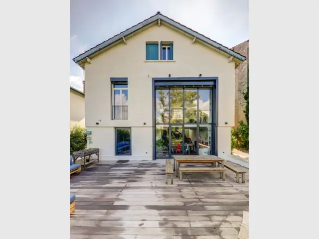 découvrez nos conseils et astuces pour rénover votre maison efficacement : étapes clés, budget, choix des matériaux et idées d’aménagement pour transformer votre intérieur.