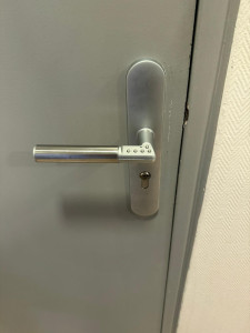 besoin d'un serrurier en urgence à garches ? intervention rapide 24h/24 et 7j/7 pour ouverture de porte, changement de serrure et sécurisation de votre domicile. contactez un professionnel fiable et local !