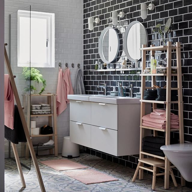 découvrez nos conseils et astuces pour sublimer votre salle de bain dans le 13ème arrondissement : idées de décoration, aménagements modernes et matériaux tendance pour transformer votre espace.