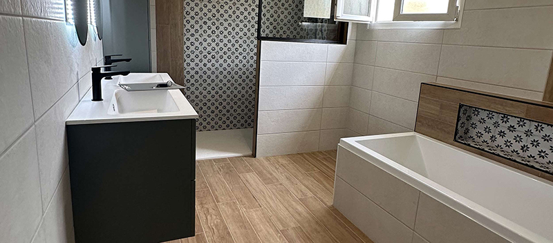 envie de changement ? découvrez nos conseils et idées pour transformer votre salle de bain en un espace moderne, fonctionnel et relaxant. inspirez-vous pour une rénovation facile et réussie !