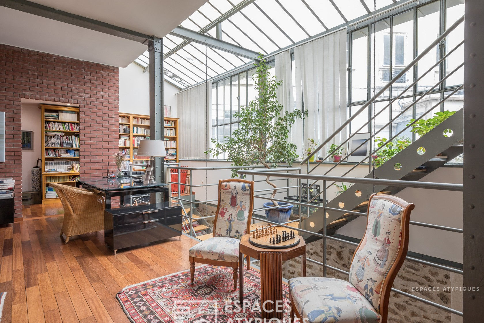 découvrez nos solutions de verrière sur-mesure pour cuisine à paris 75011. apportez style et luminosité à votre intérieur grâce à des verrières design, fabrication et installation professionnelles dans le 11e arrondissement.