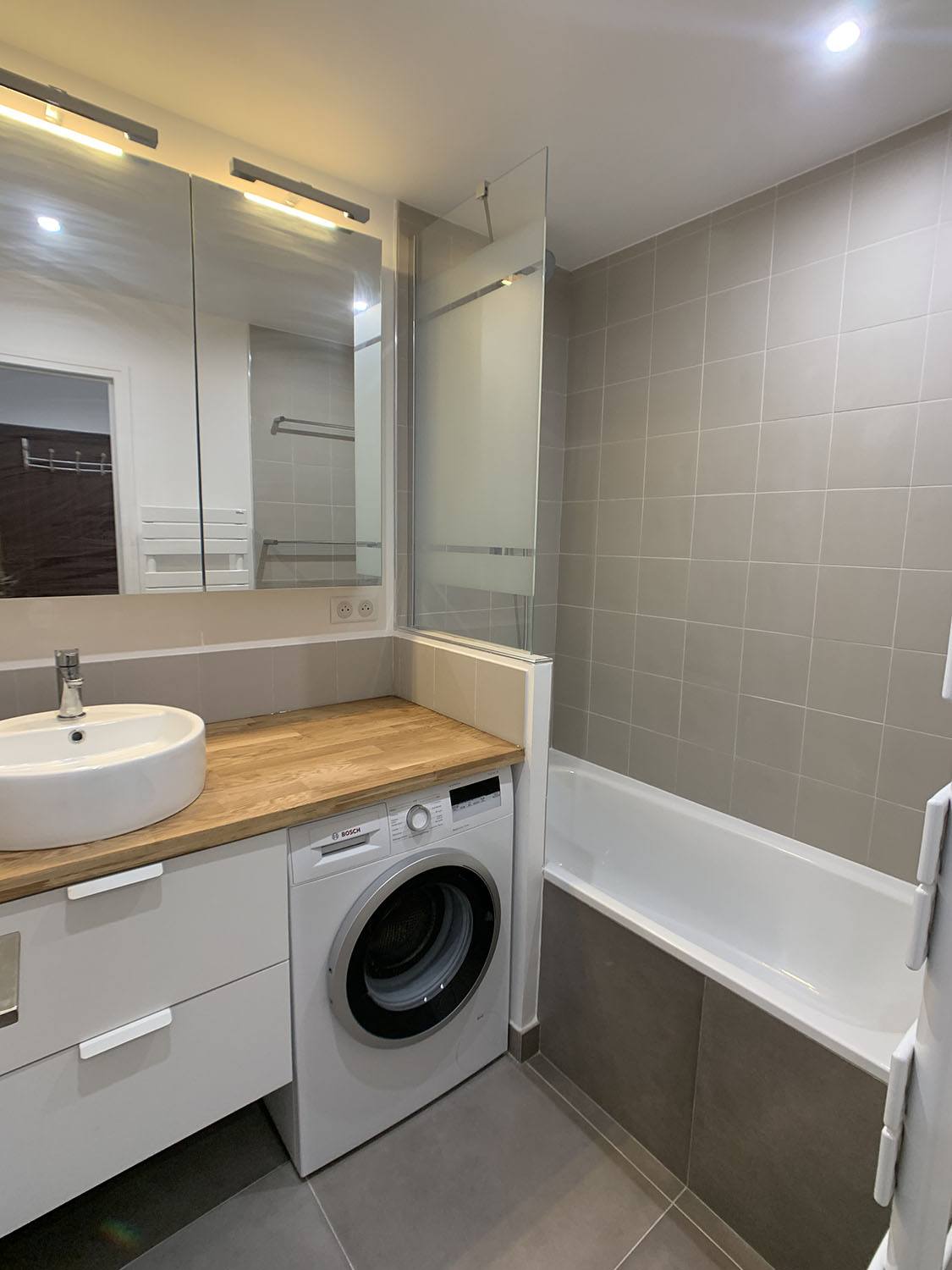 obtenez rapidement un devis gratuit pour vos travaux de rénovation à paris. nos experts qualifiés vous accompagnent dans tous vos projets de rénovation intérieure et extérieure.