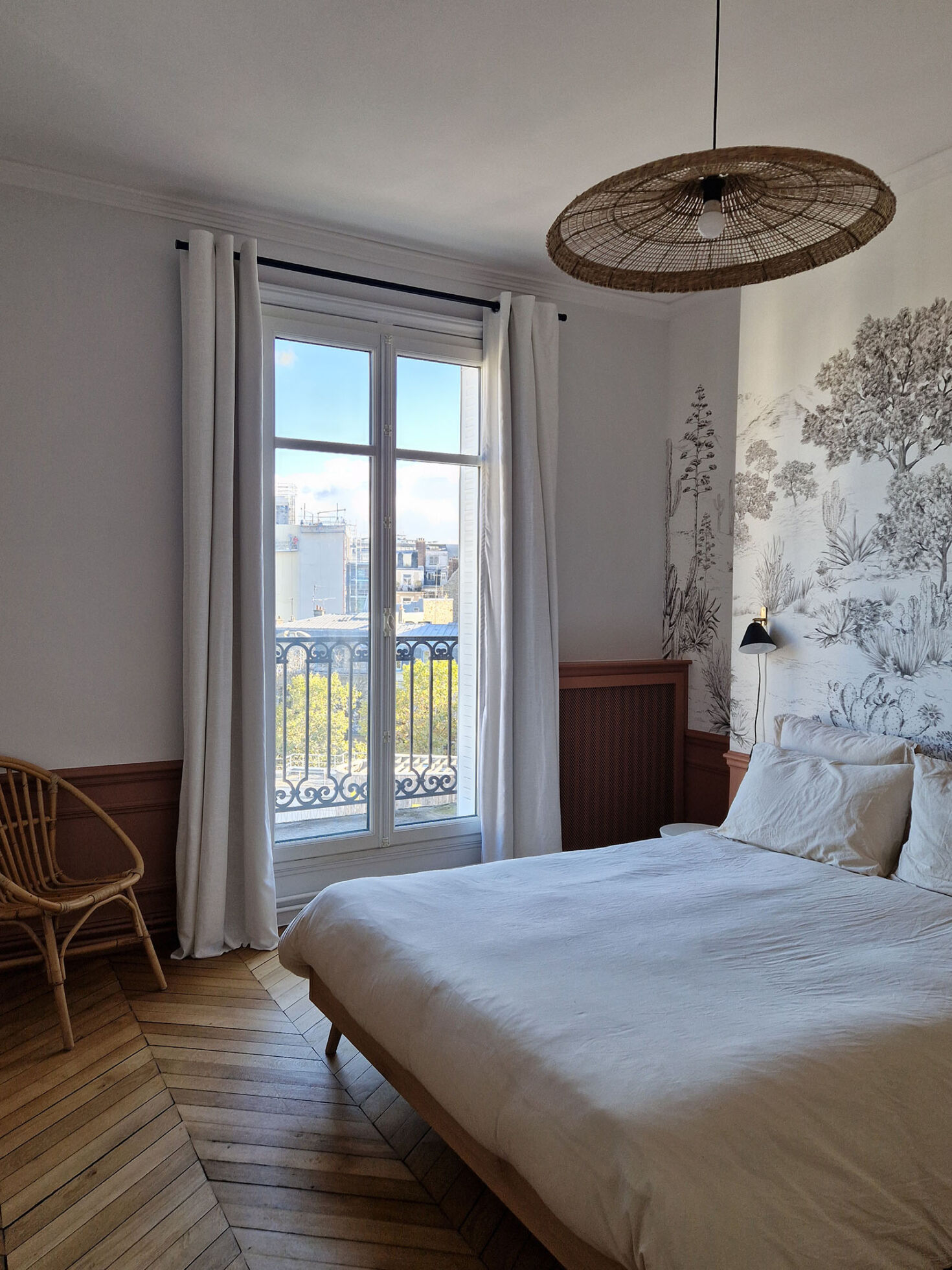 découvrez l'espace sur-mesure lucas à paris, conçu pour optimiser votre intérieur avec élégance et fonctionnalité.